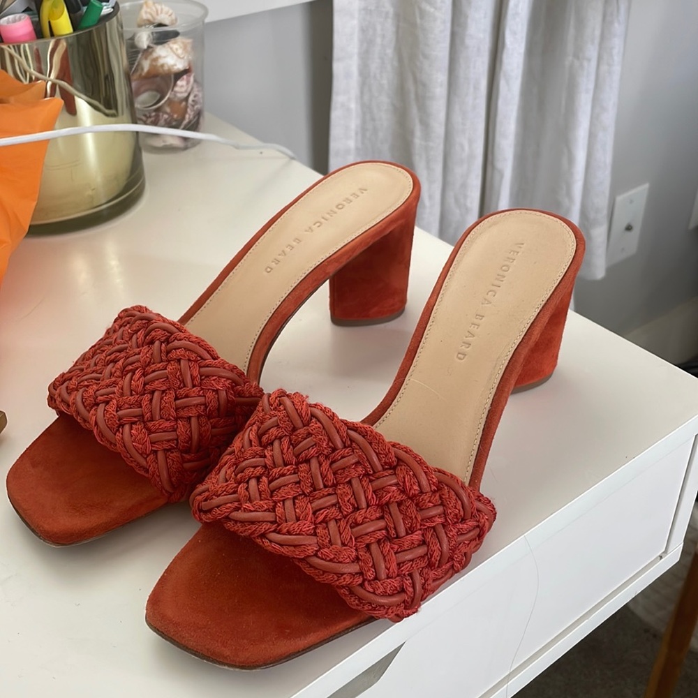 Veronica heard block heel